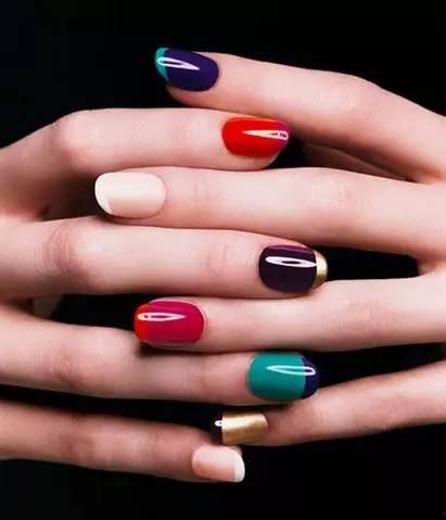 娱乐吃瓜酱美甲视频下载